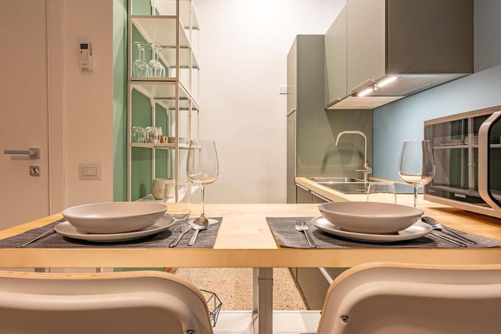 מילאנו Guest Planet - Cozy Housing Porta Romana M3 מראה חיצוני תמונה